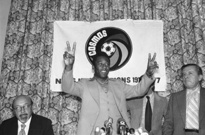 Pelé revolucionó el soccer con su llegada al Cosmos de Nueva York, mucho antes que en EEUU explote el fútbol actual