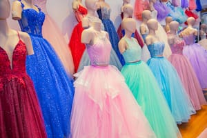 La cuadra de Once que recorren las adolescentes para conseguir el vestido de 15 de sus sueños
