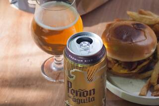 En casa. Opciones de tragos, vinos y cervezas para sentirte en un bar