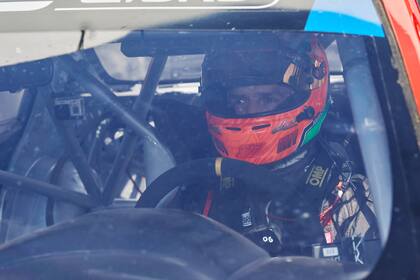 Pentacampeón de TC 2000, Rossi no es optimista para lo que queda de este certamen, pero tiene cierta esperanza en la gran carrera de este domingo.