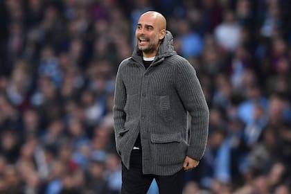 Guardiola hizo hincapié en la dificultad que tienen los entrenadores por un calendario que quedó demasiado comprimido por la pandemia de coronavirus que golpeó a todo el Mundo