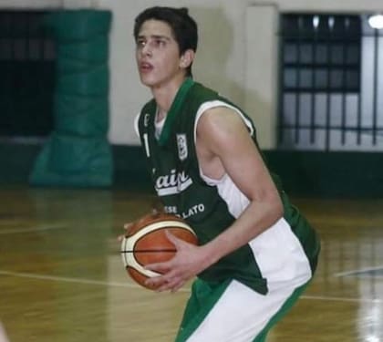 Pepe se destacó en las categorías formativas de Maipú y su nombre se hizo conocido en Córdoba; después circuló por clubes de Argentina, Croacia y Brasil, hasta que apareció en Boca la mejor versión del base.