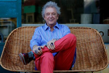 "No hay una moral universal. Y la sociedad va a tener que advertirlo de a poco", entiende el actor y director