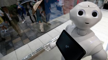 Pepper, el androide de Softbank, es considerado uno de los primeros robots sociales, que puede expresar sentimientos y generar empatía con los humanos