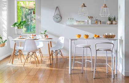 Pequeños detalles pueden generar grandes cambios. Y en Easy es posible comprar desde adornos a muebles.