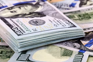 Cayó el dólar, corrido por las tasas y la promesa de un apretón monetario