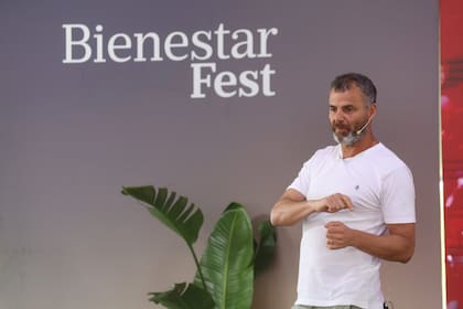 Pereyra en el escenario del Bienestar Fest