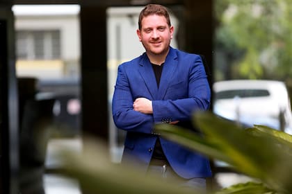 Periodista y politólogo. Desde el 22 de febrero, Jonatan Viale desarrollará sus dos pasiones en LN+