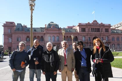 Periodistas acreditados en Casa Rosada no pueden ingresar a la sede de Gobierno desde hace una semana