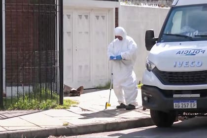 Peritos buscan determinar la trayectoria de los disparos