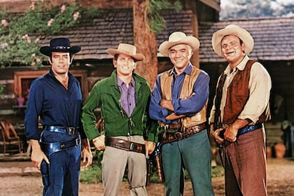 Pernell Roberts, Michael Landon, Lorne Greene y Dan Blocker
