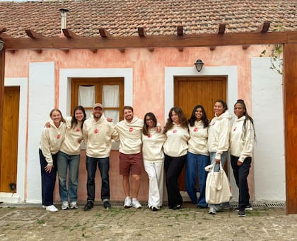 “Pero como cualquier país, Holanda tiene sus problemas también. Es un país muy chico pero con 18 millones de personas, básicamente no hay espacio y el metro cuadrado es carísimo."
