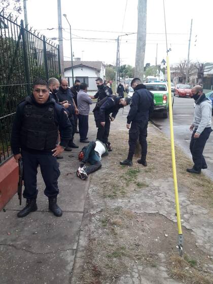 Persecución, tiroteo y detención de uno de los autores de un raid delictivo en La Horqueta, San Isidro