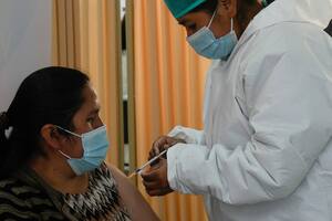 Bolivia se apoya en China para vacunas contra el COVID-19