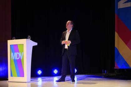 Martín Etchevers, presidente de Adepa, en la apertura del evento