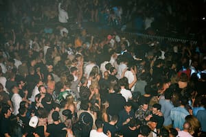 Turismo sin control y drogas: la fiesta en Ibiza lleva al colapso del sistema sanitario