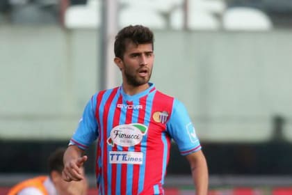 Peruzzi llega desde Catania por dos millones de euros más el pase de Escalante