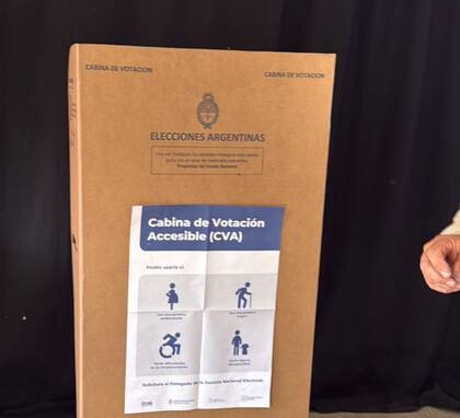 Pese a al poca concurrencia, el resultado final fue 86 votos para LLA; 45 para Fuerza Patria y; 10 votos para Provincias Unidas