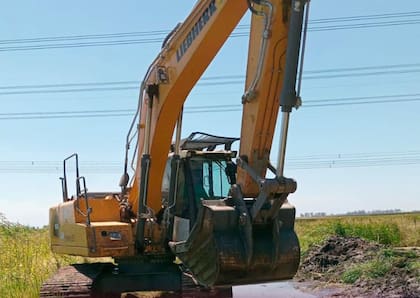 Pese a ese escenario adverso por las inundaciones, dijo, el municipio logró capacidad de respuesta gracias a la inversión en maquinaria: “En los últimos dos años invertimos un 300% más de lo recaudado por la red vial”