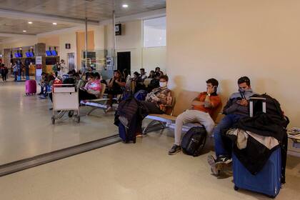 Más de 10.000 argentinos están varados en distintos países del mundo