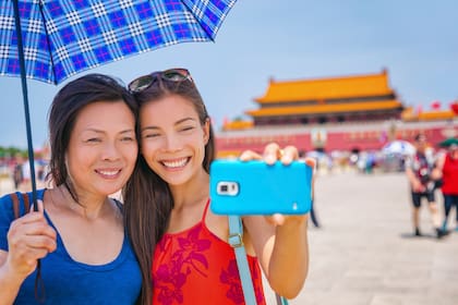 Pese a las restricciones políticas, la población de China manifestó un progreso en su percepción de felicidad