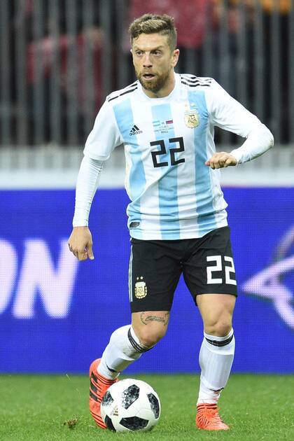 Pese a los 32 años del "Papu" Gómez, Scaloni entendió que debía hacerle un lugar en el plantel de la selección al futbolista argentino, muy probablemente, más influyente del momento en Europa