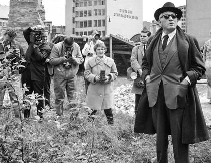 Pese a que gran parte del rodaje se celebró en estudio, donde se recreó el tribunal, varias escenas se filmaron en Alemania