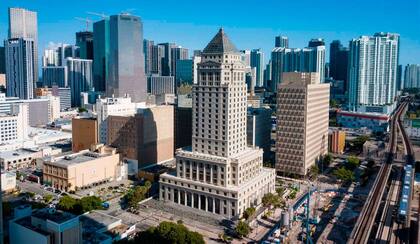 Pese a que Miami se encuentra en los primeros sitios en cuanto a opciones de entretenimiento, el transporte y el acceso a la salud representan un obstáculo importante para los residentes