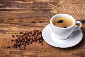 Pese a que tiene beneficios comprobados, el café también puede generar un deterioro cognitivo en adultos mayores