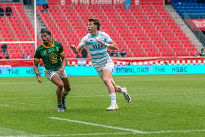Pese a un buen arranque ante los Springboks, a pura posesión, los Pumas 7s se quedaron con las manos vacías y pelearán por el bronce