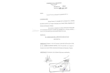 Decreto mediante el cual el gobernador Sergio Uñac decidió echar a un funcionario