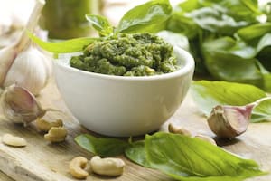 Pesto de espinacas para pasta corta