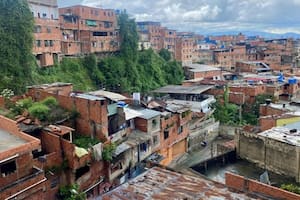 Petare, en el este de Caracas, es uno de los barrios pobres más grandes de América Latina. (Foto: NORBERTO PAREDES / BBC NEWS MUNDO)