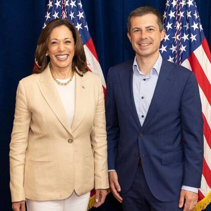 Pete Buttigieg se mantiene como una alternativa competitiva con 17,3% en el promedio de Real Clear Politics
