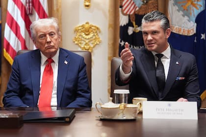 Pete Hegseth junto a Donald Trump en la Casa Blanca (Archivo)