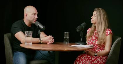 Peter Attia participó del pódcast FoundMyFitness para explicar cómo su estrategia se centra en reducir los riesgos de enfermedades y aumentar la esperanza de vida