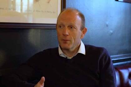 Peter Drury es un destacado comentarista de la Premier League.