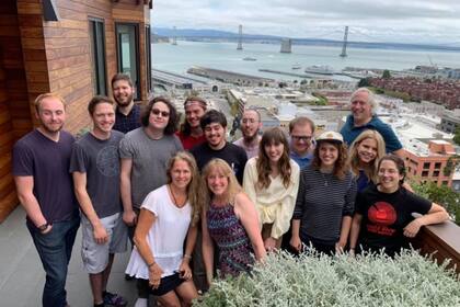 Peter Ellenstein y sus hijos biológicos suelen reunirse (Foto Facebook Peter Ellenstein)