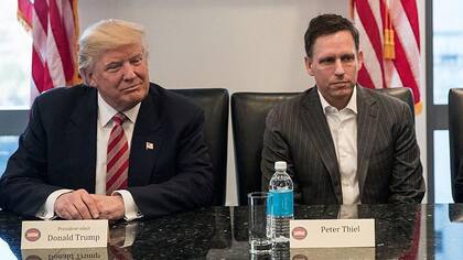 Peter Thiel, cofundador de PayPal y Palantir, donó 1,25 millones de dólares para apoyar la campaña de Trump en 2016, aunque no aportó a la de 2024 por mantener discrepancias sobre políticas culturales.