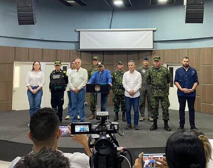 Petro anunció que el Clan del Golfo ha roto el cese al fuego al dejar sin agua a parte de la población Colombia