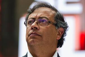 Tres logros y tres desafíos de Petro a un año de su llegada a la presidencia de Colombia