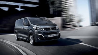 Peugeot Traveller 2016