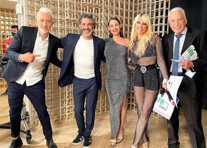 PH Podemos Hablar regresó a la pantalla de Telefe con segmentos renovados y con Pampita Ardohain, Leo Sbaraglia, Vicky Xipolitakis, Alberto Cormillot y Rodolfo Barili como primeros invitados en su quinta temporada