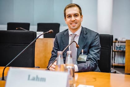 Philippe Lahm, de posiciones firmes, hoy, presidente del comité organizador de la Euro 2024, que se jugará en Alemania
