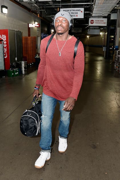 Phillip Adams conocía y había sido atendido por el médico que fue asesinado junto a parte de su familia.