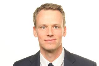 Las medidas que un referente de la Escuela Austríaca recomienda a Milei y que ningún país tomó