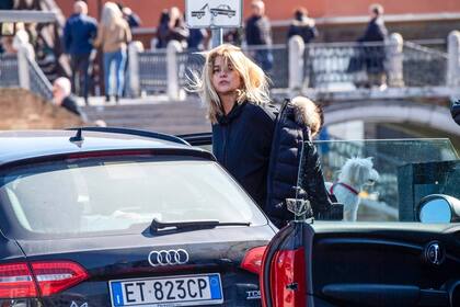 Araceli González en Venecia, ¿el primer destino de varios?