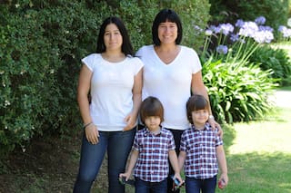 Mamá a los 48: "Los deseos van por encima de los mandatos"