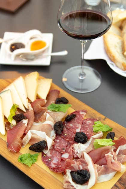 Picada en La Taverna