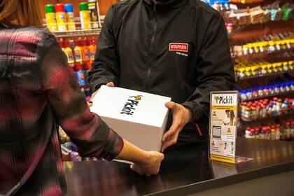 Pickit permite contar con locales donde reciben las compras realizadas por los usuarios de Mercado Libre y de diversas tiendas online